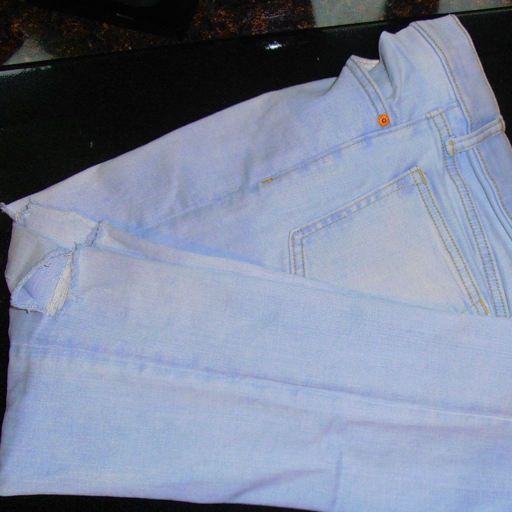 Old Navy Karate Slim Built-In Flex Max Jeans